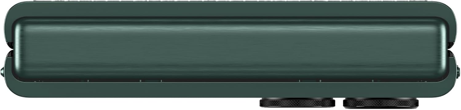 Motorola Razr Ultra 2025 | Unlocked | Made for US 16/512GB | 50MP Camera | Pantone Scarab 18 Motorola Razr Ultra 2025 | Unlocked | Made for US 16/512GB | 50MP Camera | Pantone Scarab - Image 18