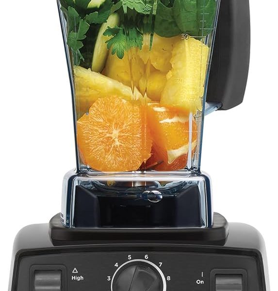 Vitamix 5200 Blender, Professional-Grade Blender for Smoothies, Soups, Ice Cream and More, Stainless-Steel Blades, Self-Cleaning Kitchen Appliance, 64 Oz Container, Black