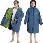 Hiturbo Warm Kids Swim Parka: Waterproof Changing Robe - Oversize Swimming Coat - Hooded Surf Poncho - Thick Lining (7-14Y)