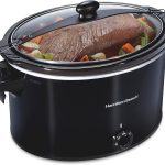 Hamilton Beach Slow Cooker, Extra Large 10 Quart, Stay or Go Portable With Lid Lock, Dishwasher Safe Crock, Black (33195)